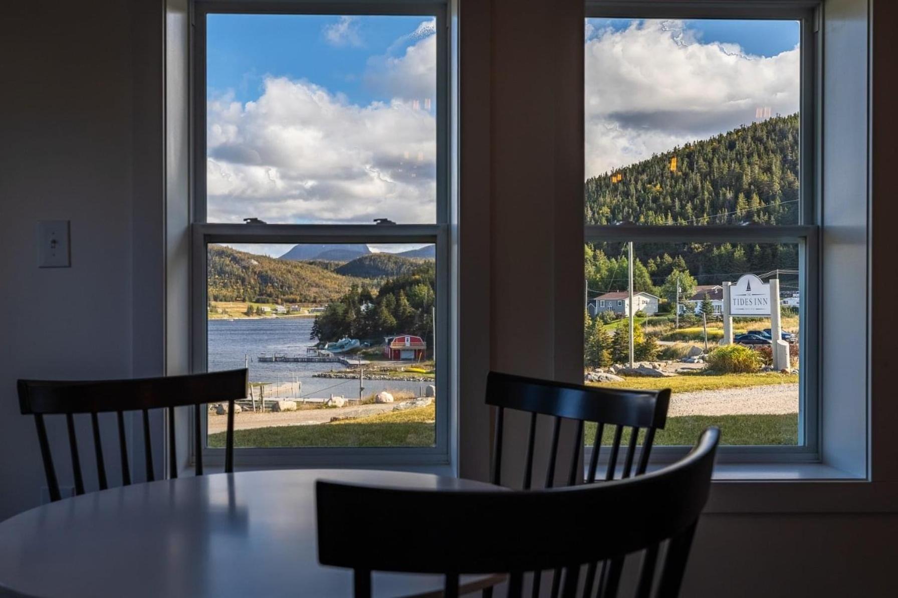 The Tides Inn Norris Point ภายนอก รูปภาพ
