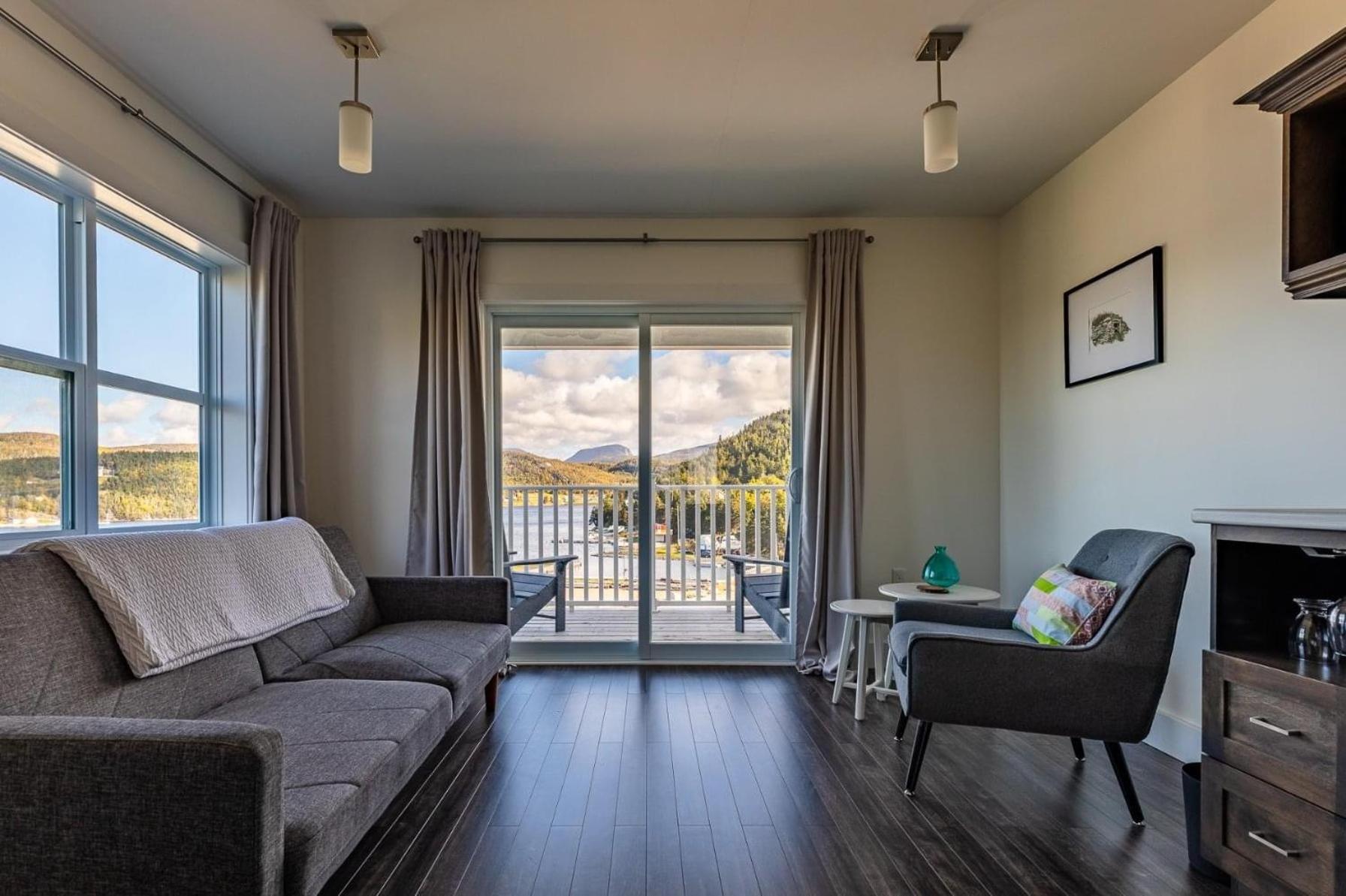 The Tides Inn Norris Point ภายนอก รูปภาพ